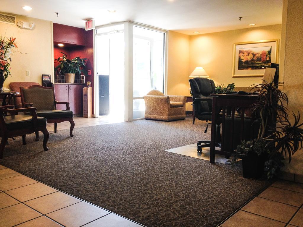 Baymont By Wyndham Wilmington Hotel Екстериор снимка